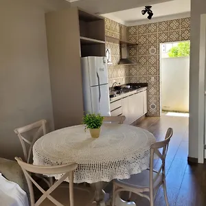 Excelente Sobrado Confortável No Centro De Próximo As Praias Apartamento